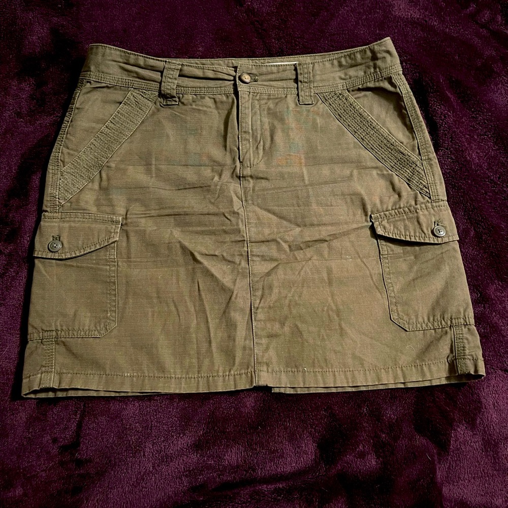 Eddie Bauer’s Green cargo skirt